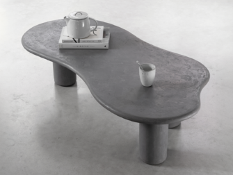 grijze betonlook tafel